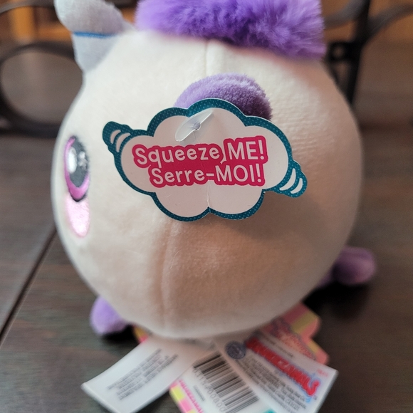 Squeezamals Wave 1 Unicorn Plush Figure - Picture 3 of 13